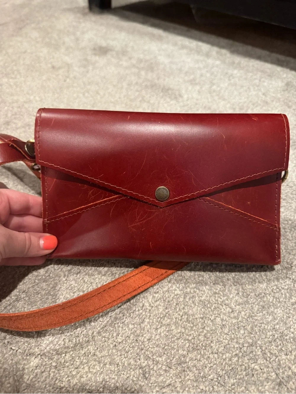 Portland Leather Envelope Leather Crossbody Bag in Cowboy Sunset